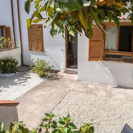 Bilocale Con Portico A - N175 * نومانا