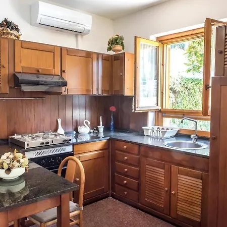 Bilocale Con Portico A - N175 Daire